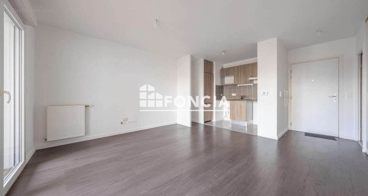 Appartement T2 lumineux avec terrasse et parking sécurisé - photo 2
