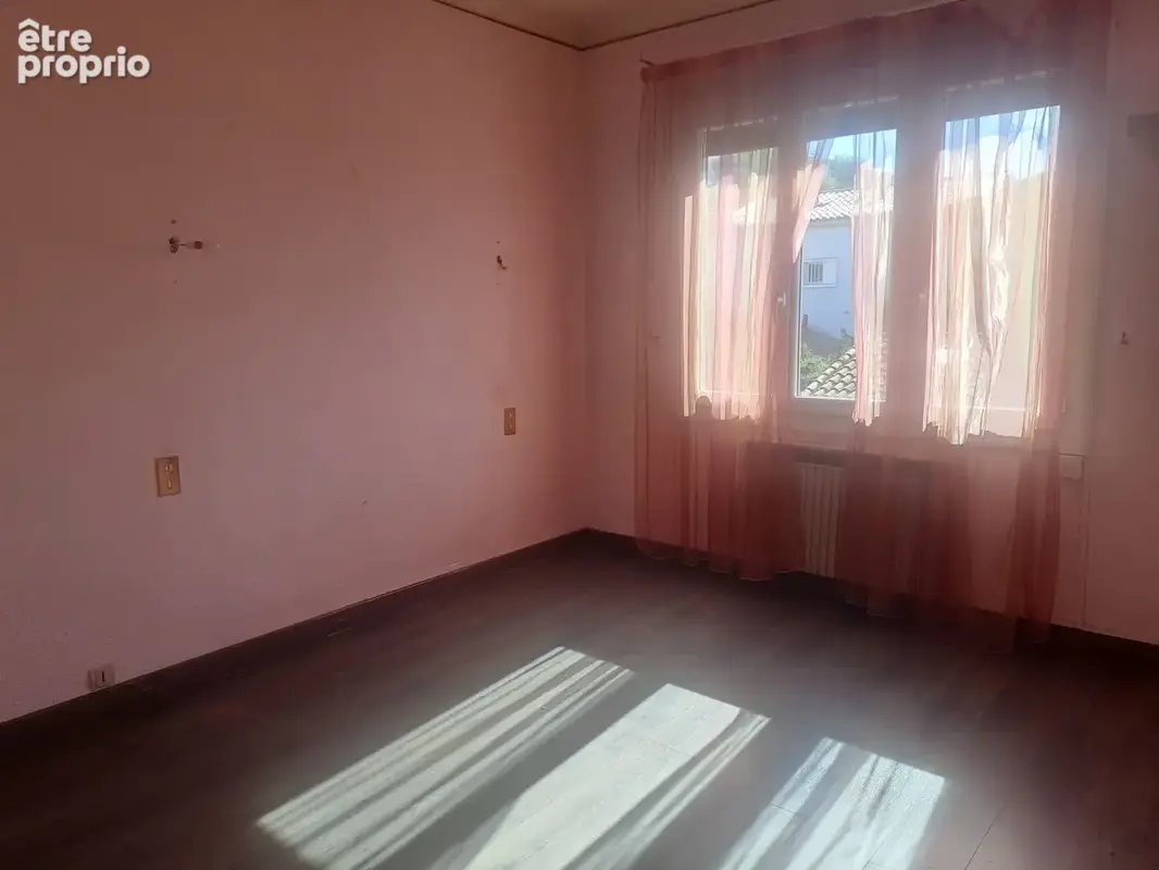 Grande maison familiale avec 2 pièces indépendant, garage et ascenseur - photo 16