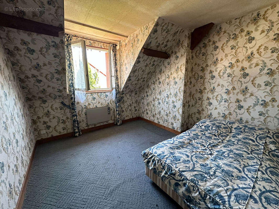 Maison à VILLEVENARD