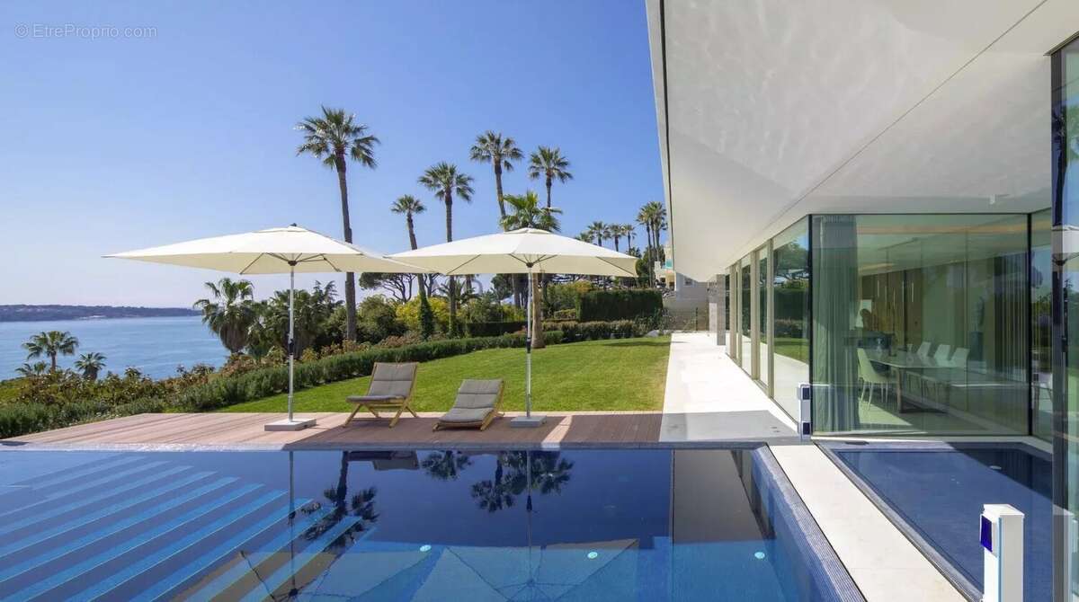 Vente villa contemporaine 6 chambres vue mer Cannes Californie - photo 2