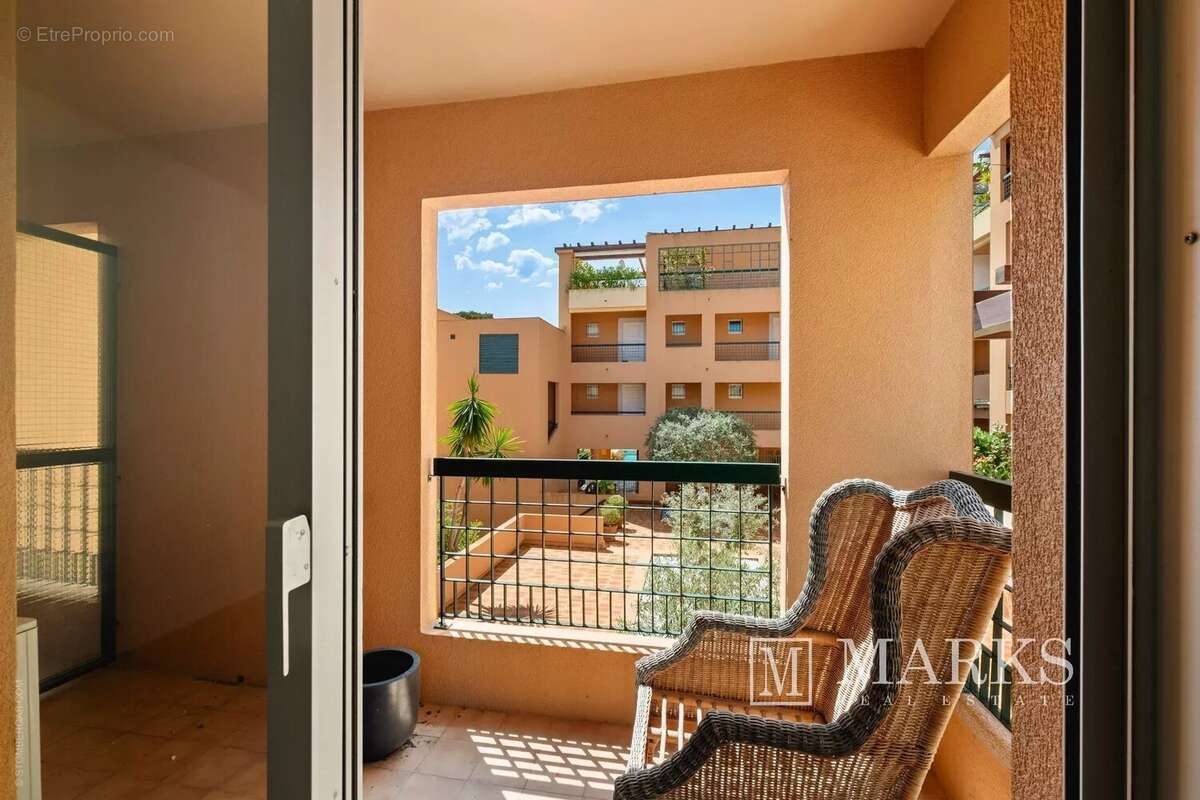 Appartement spacieux de trois chambres avec vue mer - photo 19
