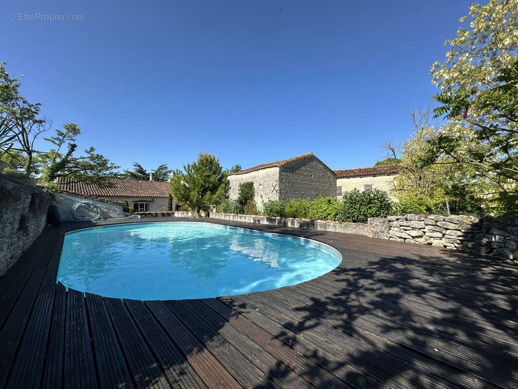 Maison à COURBILLAC