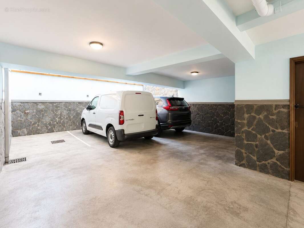 Appartement 70 m² à Saint-Denis  - photo 8