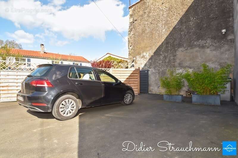 Maison à AIGREFEUILLE-D'AUNIS