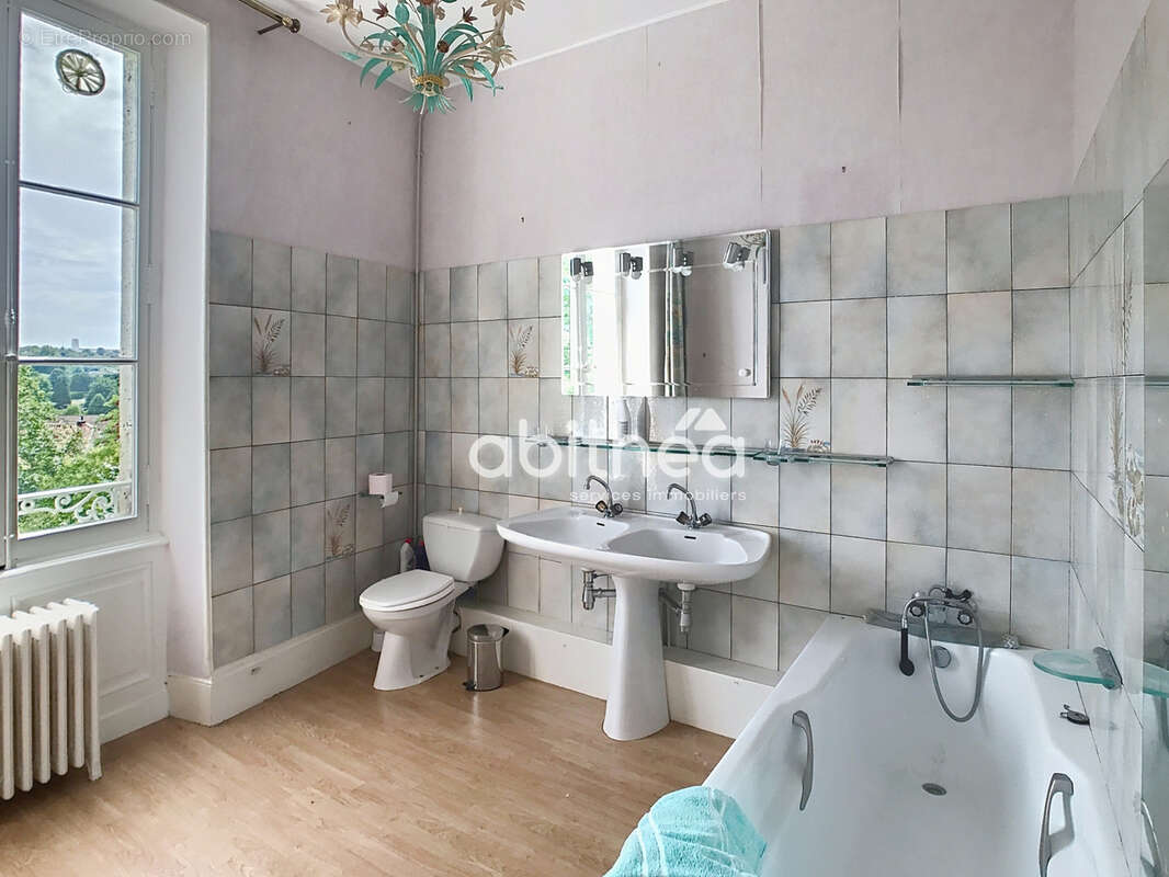 Maison de ville angouleme 179 m2 3 chambres - photo 11