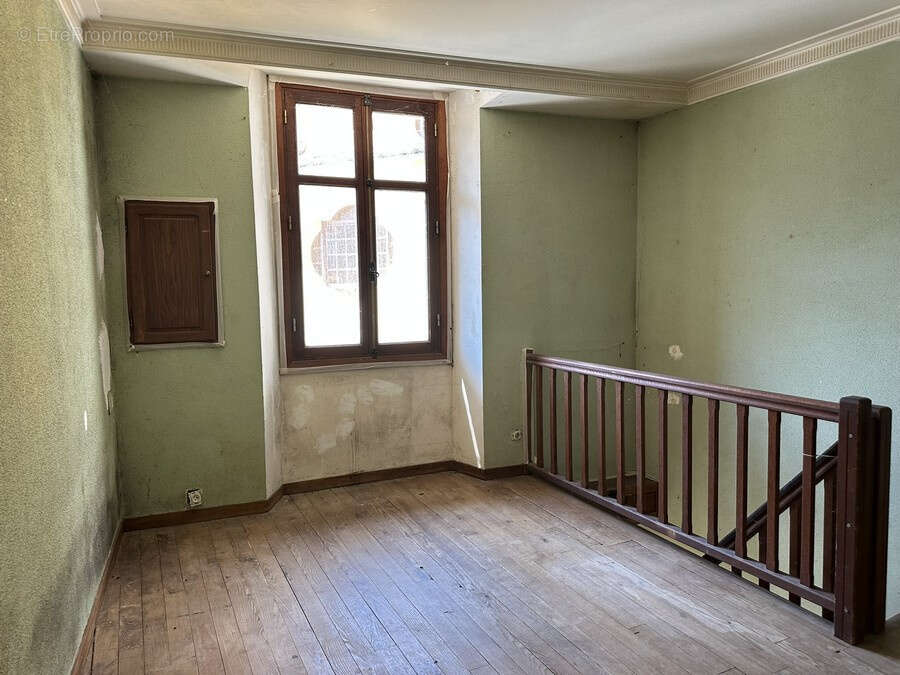 Appartement à ROQUEBILLIERE