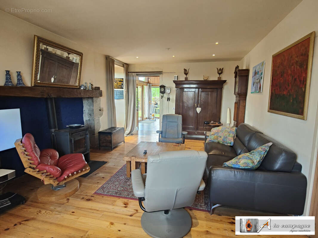 Maison à FONTANIERES