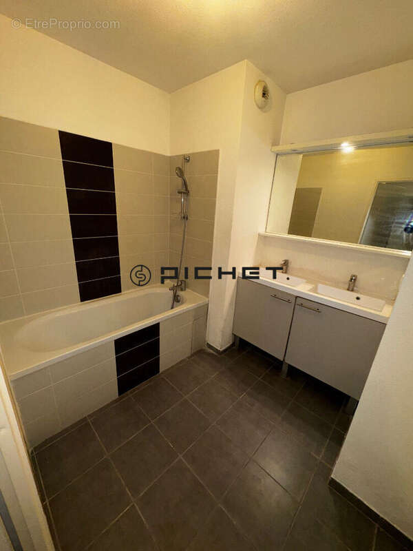 Appartement à CENON