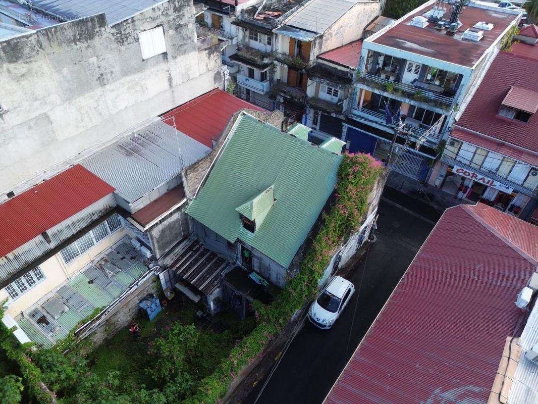 Commerce à BASSE-TERRE