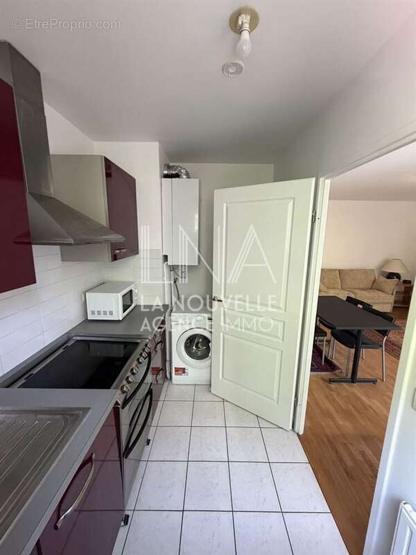 Appartement à LES LILAS
