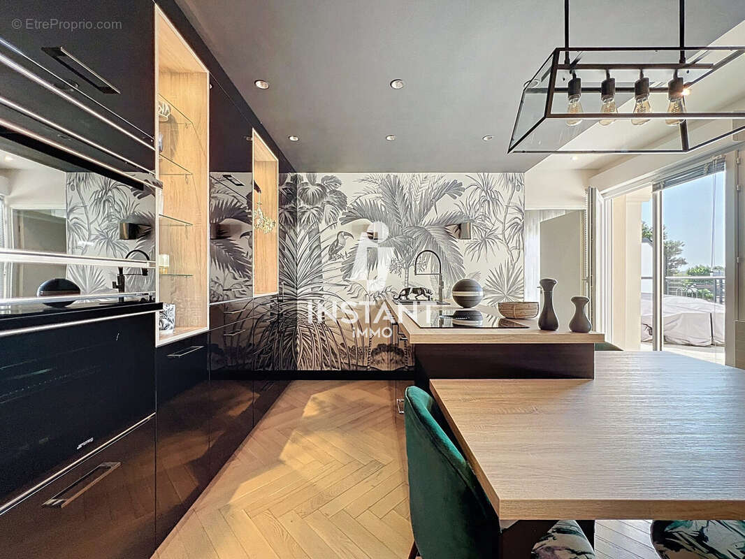 Appartement à SAINTE-GENEVIEVE-DES-BOIS