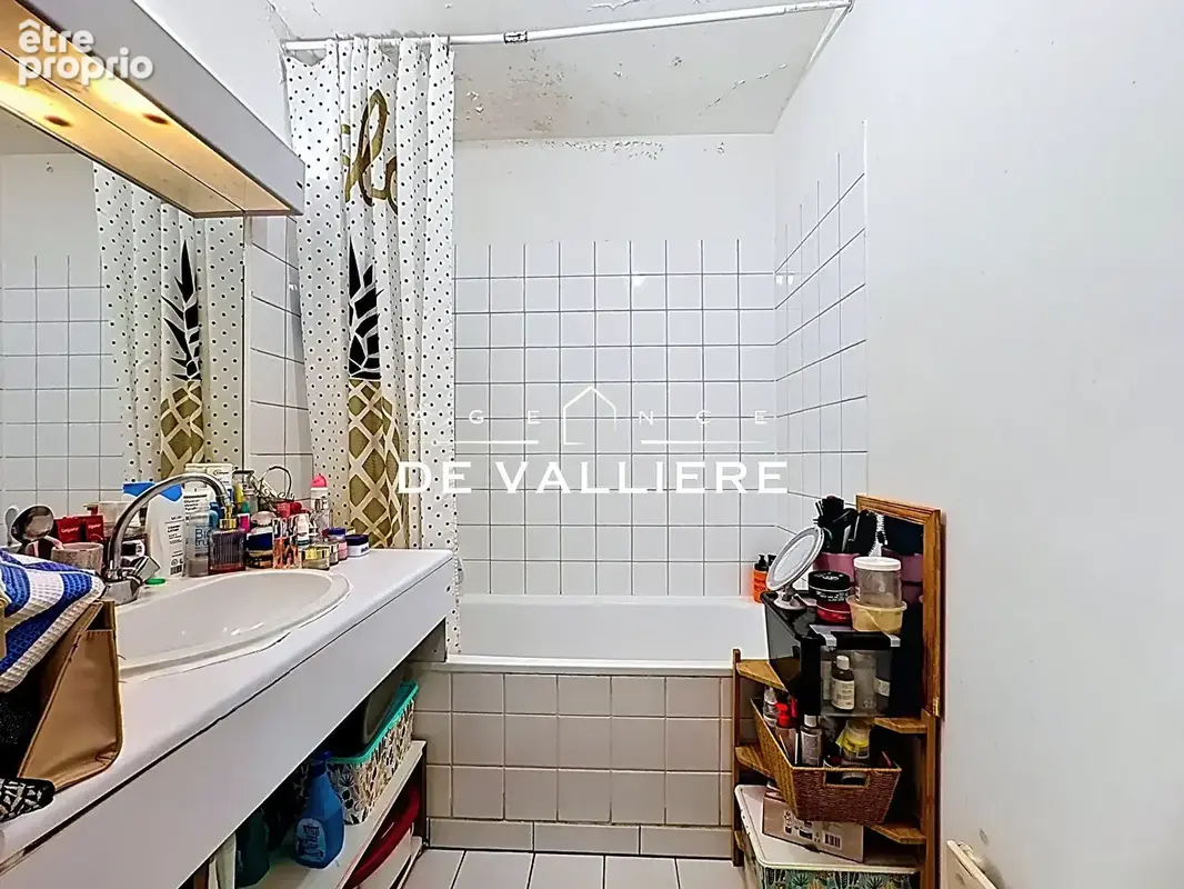 RUEIL MALMAISON -  Rueil sur Seine - Appartement 3 pièces de 65 m2 - 5 min à pied de la gare RER - photo 9