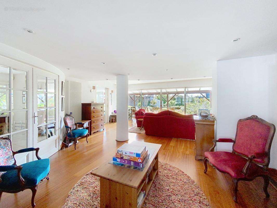 Maison à LA CHAPELLE-D&#039;ARMENTIERES