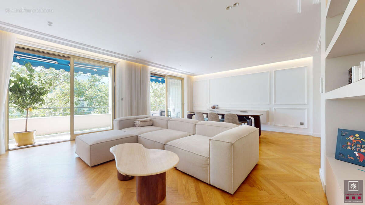 Appartement à LYON-6E