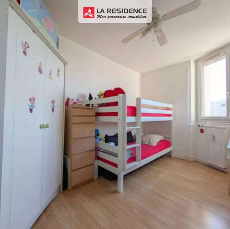 Appartement à SARTROUVILLE