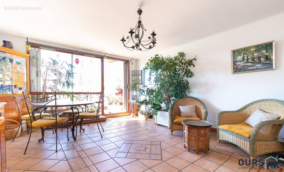 Appartement à SAINT-DENIS