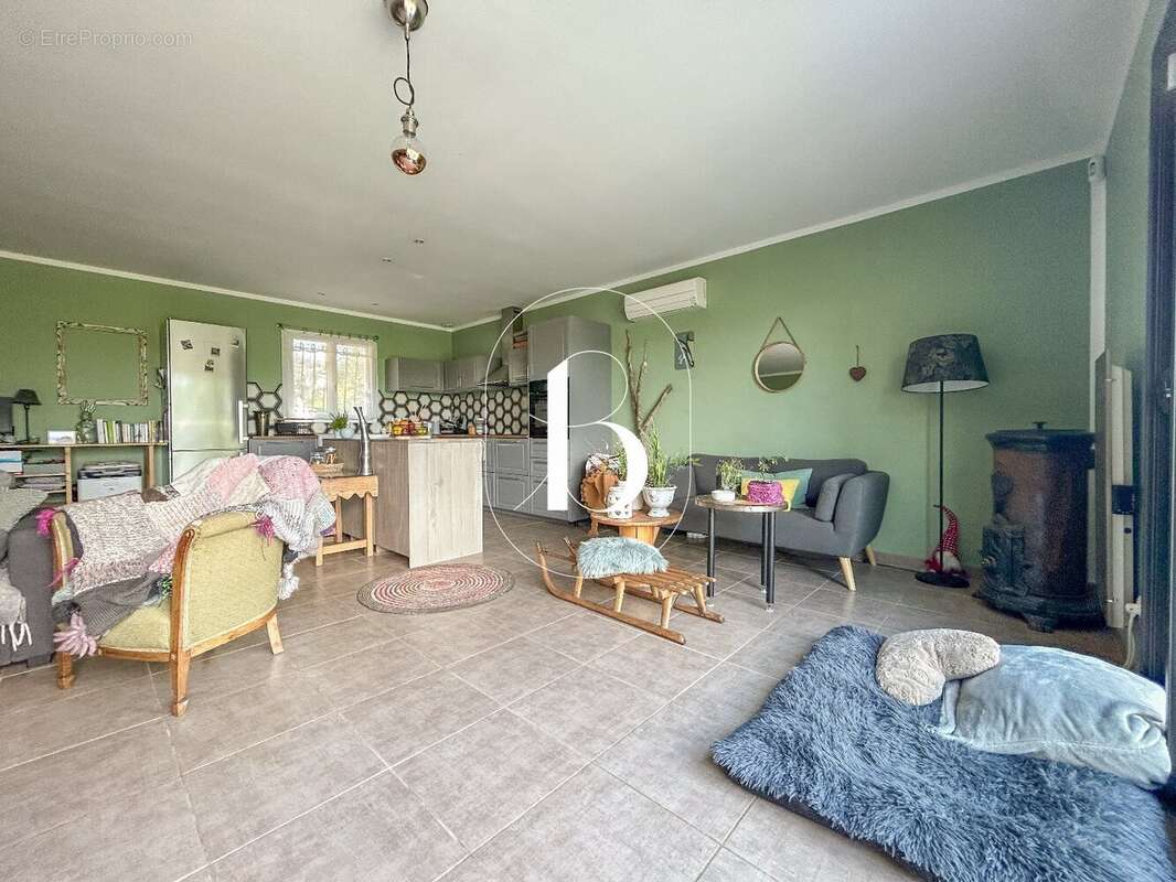 Maison 130 m² à Barjac  - photo 7