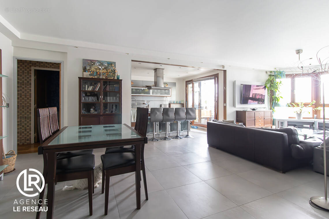 Appartement à LEVALLOIS-PERRET