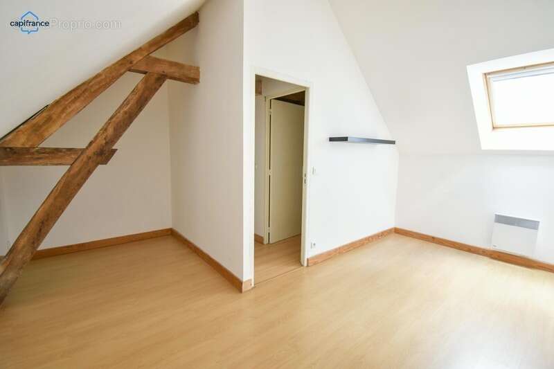Appartement à MEUSNES