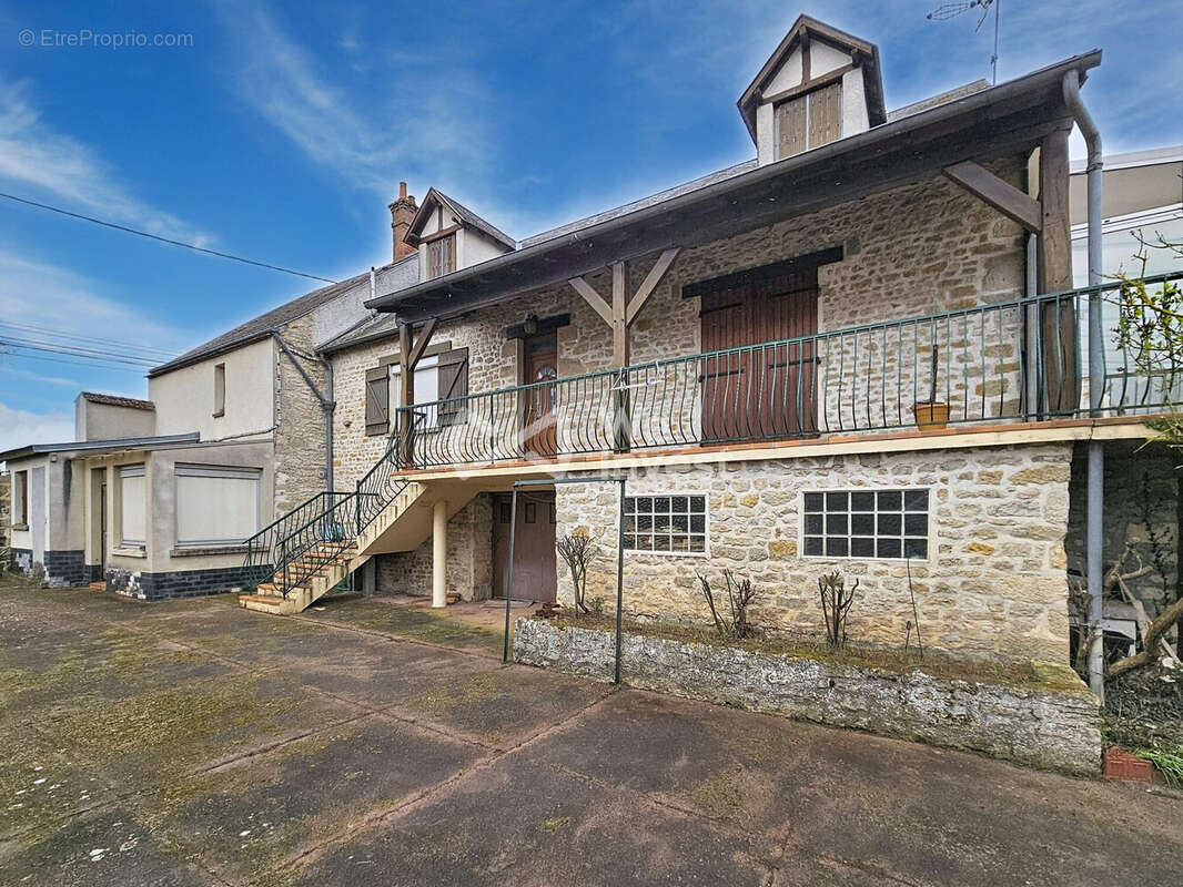 Maison 211 m² à Pithiviers  - photo 2