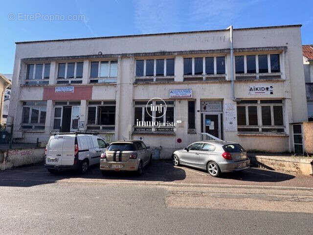 Commerce 428 m² à Limoges  - photo 8