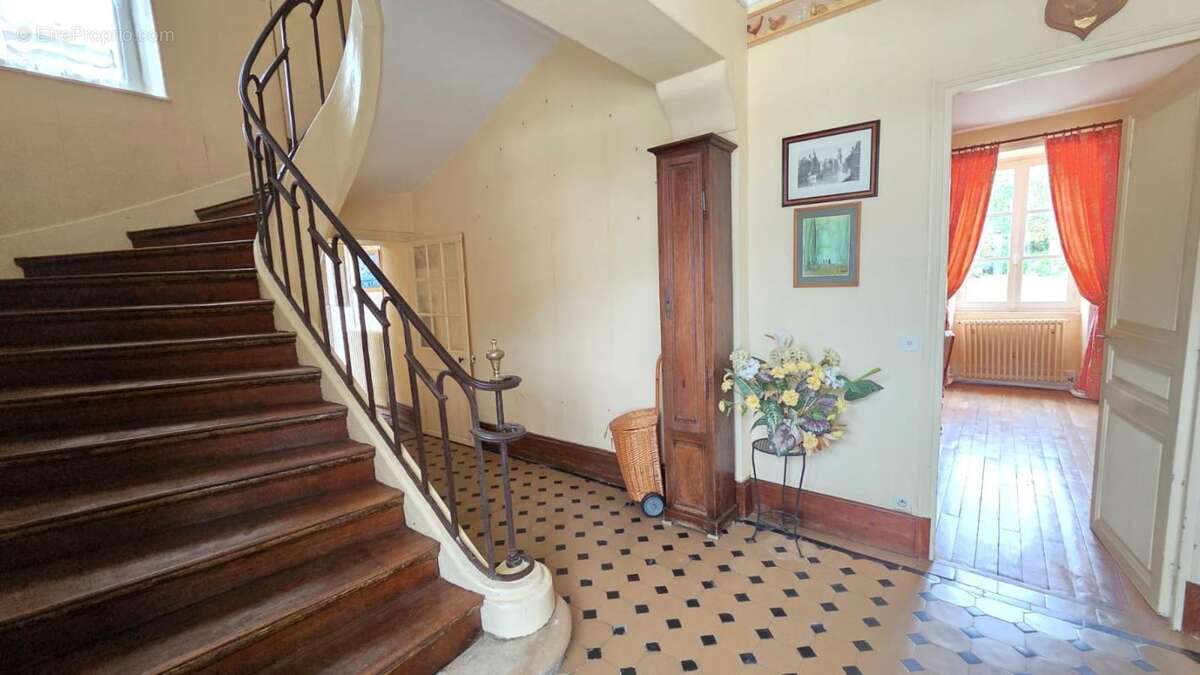 Maison à CHEVREVILLE