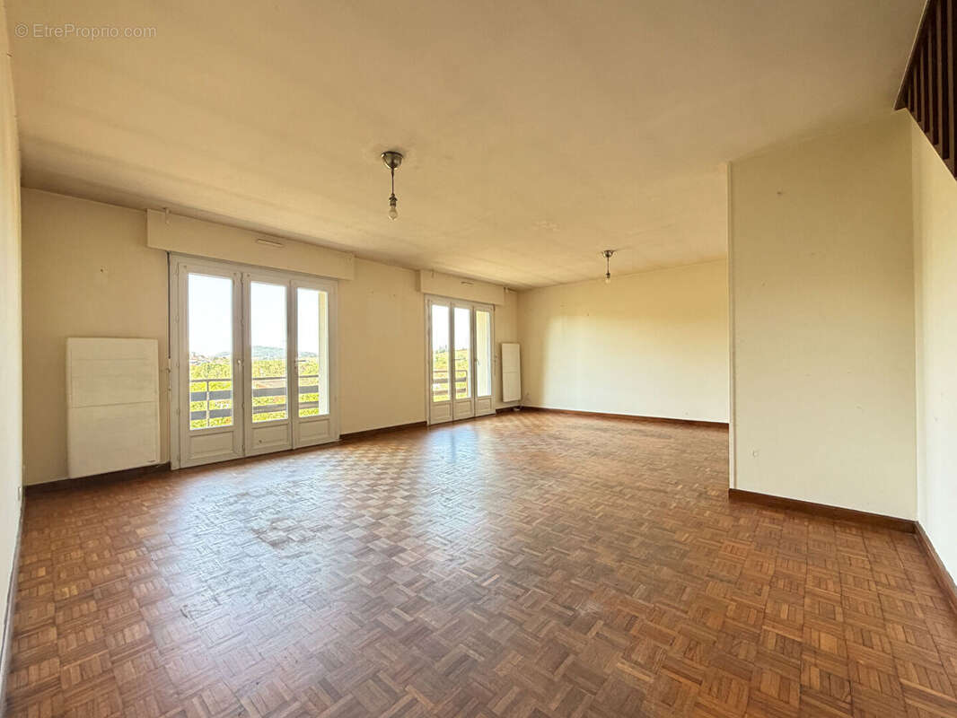 Maison Lons-Le-Saunier / 6 pièces / 5 chambres / 133 m² - photo 3