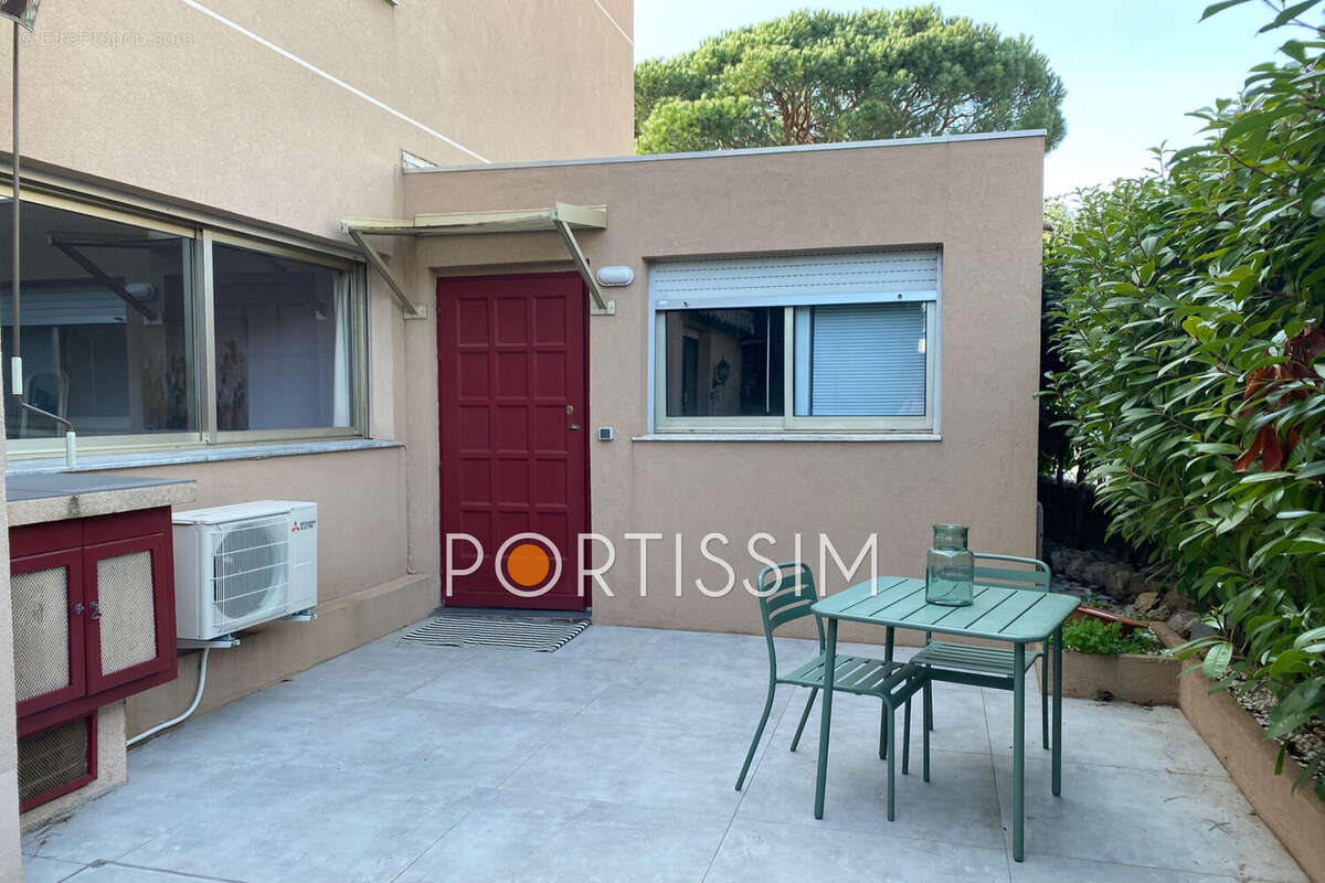 Appartement à CAGNES-SUR-MER