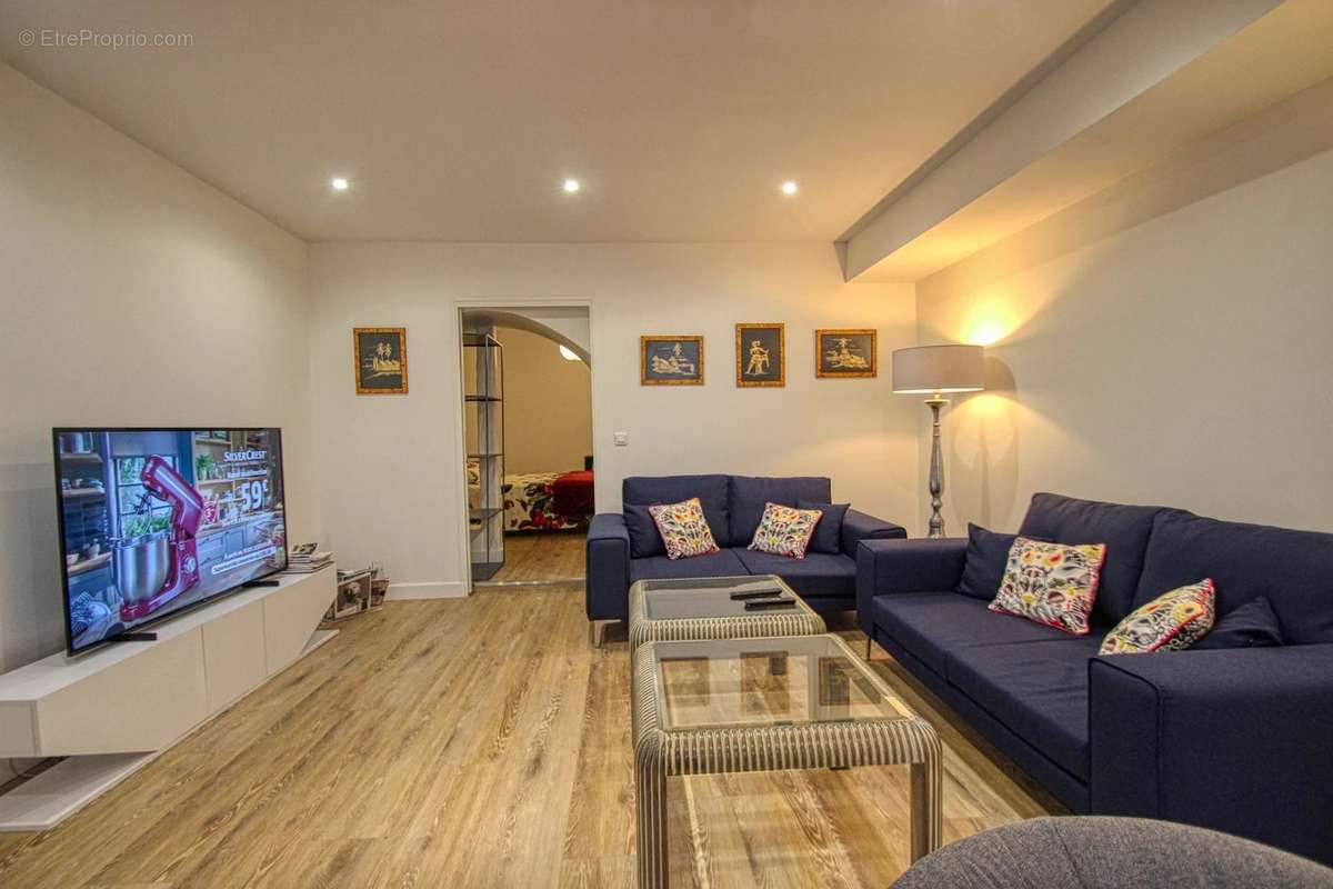 Appartement à CAP-D'AIL