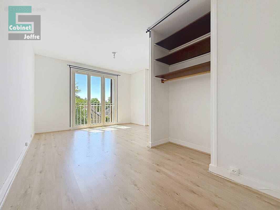 Appartement à AVON