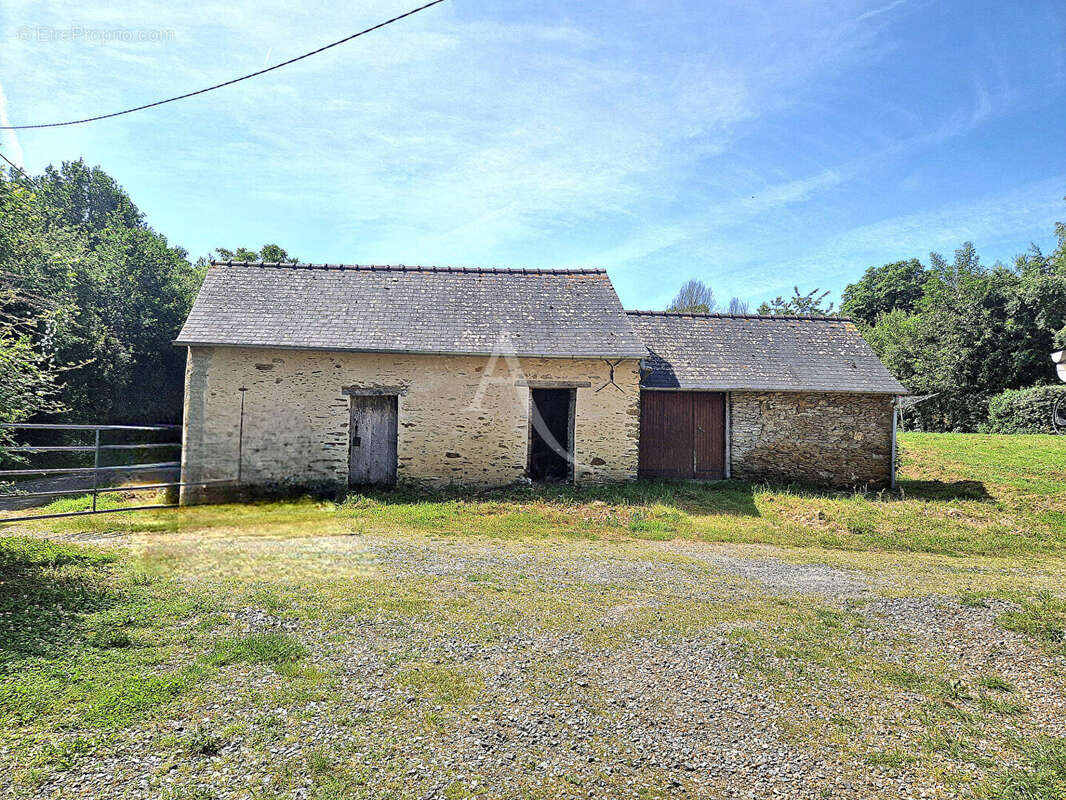 Maison à CONTIGNE