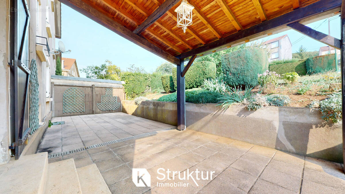 Maison à AUDUN-LE-TICHE