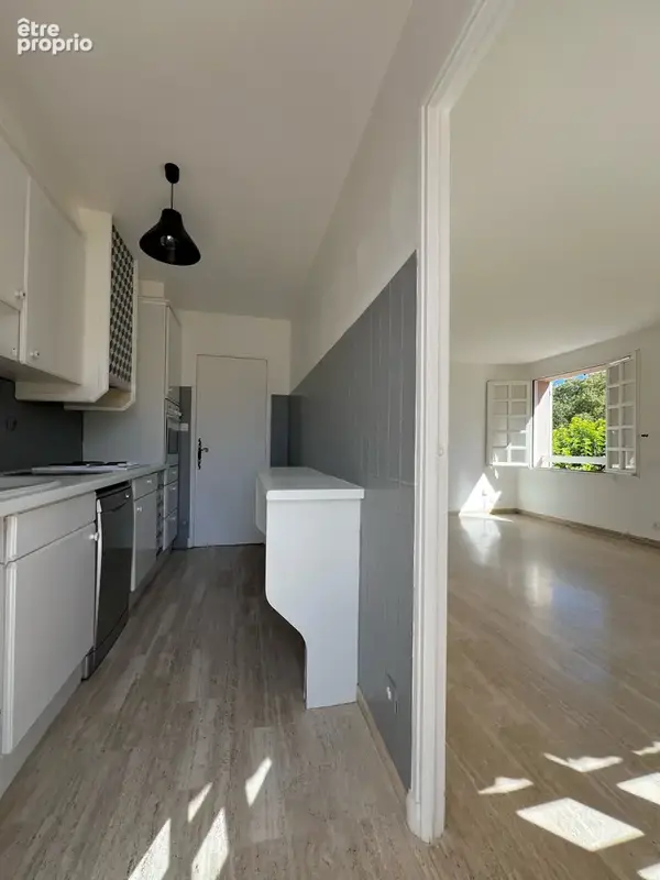 Toulon   petit bois  t3 67 m2   dernier étage avec ascenseur   large balcon - cave & garage - photo 7
