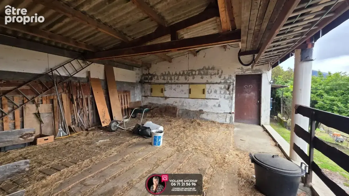 Maison à rénover avec dépendances, Saint Alban Leysse - photo 17