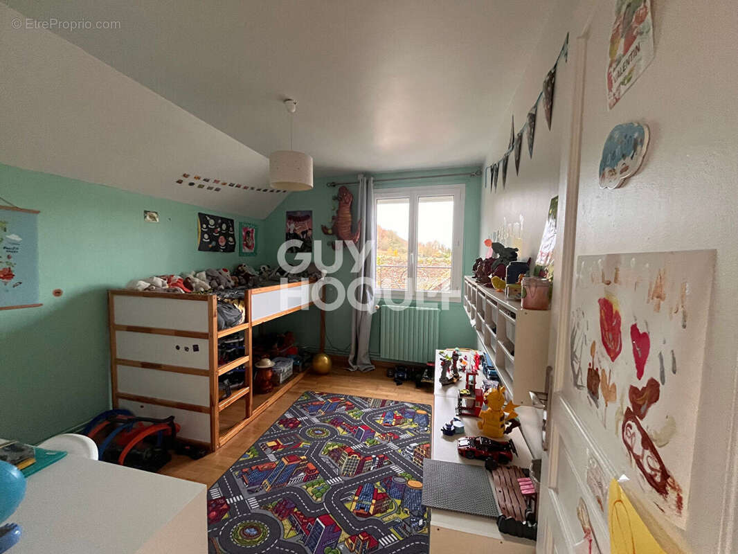 Maison à MORET-SUR-LOING