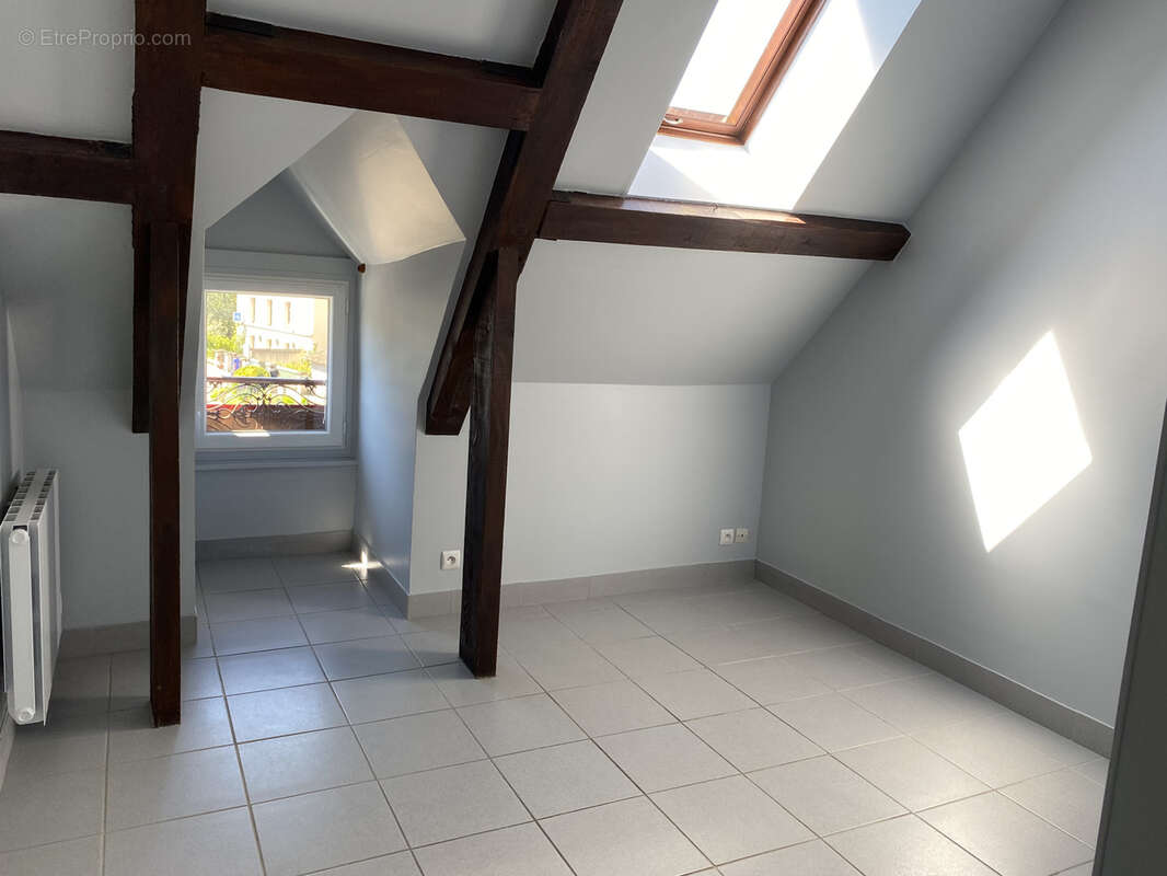 Appartement à MORET-SUR-LOING