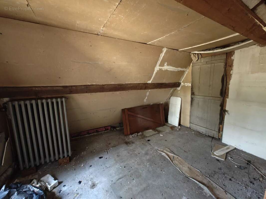 Maison à SAINT-PIERRE-DE-SALERNE