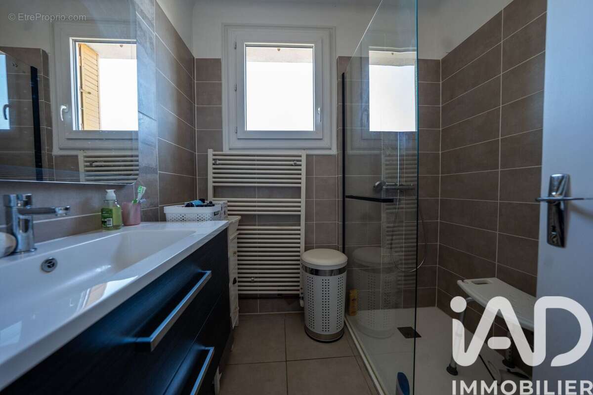 Photo 5 - Maison à SAINT-ETIENNE-DE-FONTBELLON