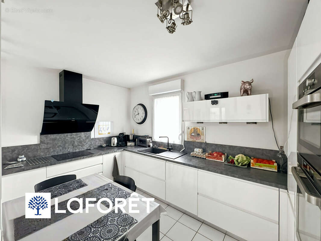 Appartement à RIS-ORANGIS