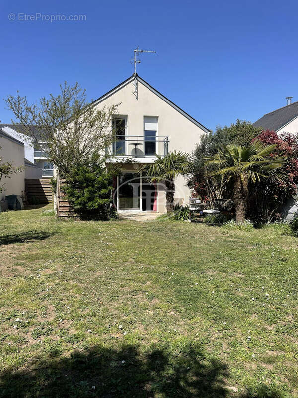 Maison à PLOUHINEC