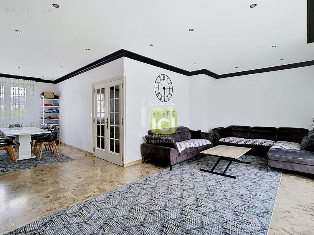 Maison Cholet 5 pièce(s) 108 m2 - photo 6