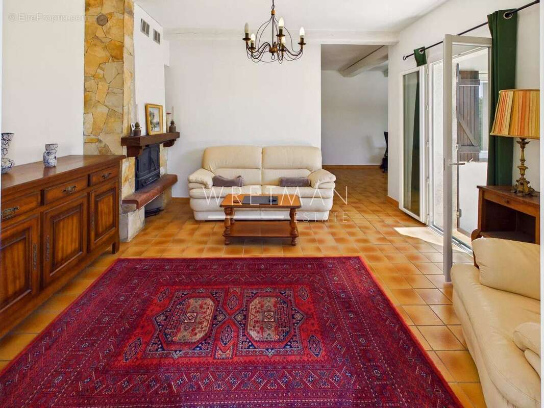 Maison à DRAGUIGNAN