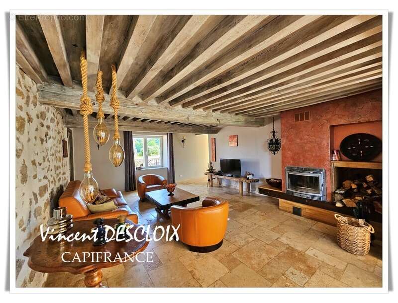 Maison à DUN-LES-PLACES