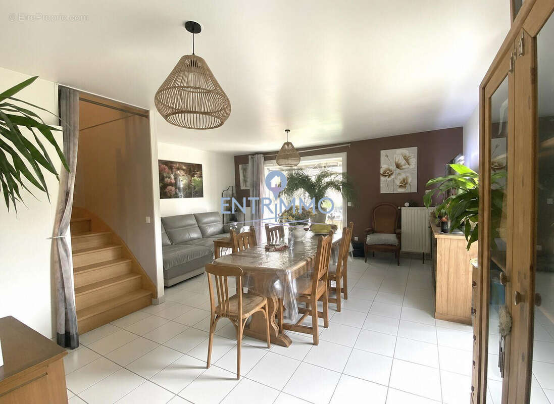 PIECE DE VIE  - Maison à AIX-LES-BAINS