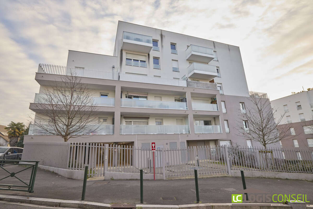Appartement à BAGNEUX