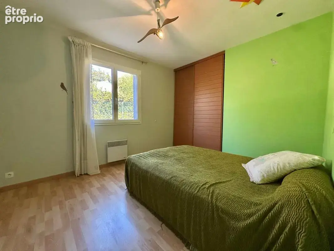 LE LHERM – Maison T5 de plain-pied avec grand terrain - photo 7