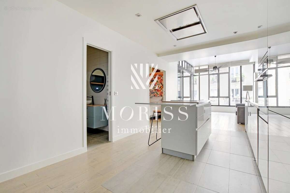 Appartement à PARIS-18E