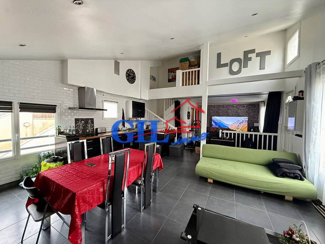 Appartement à NANDY