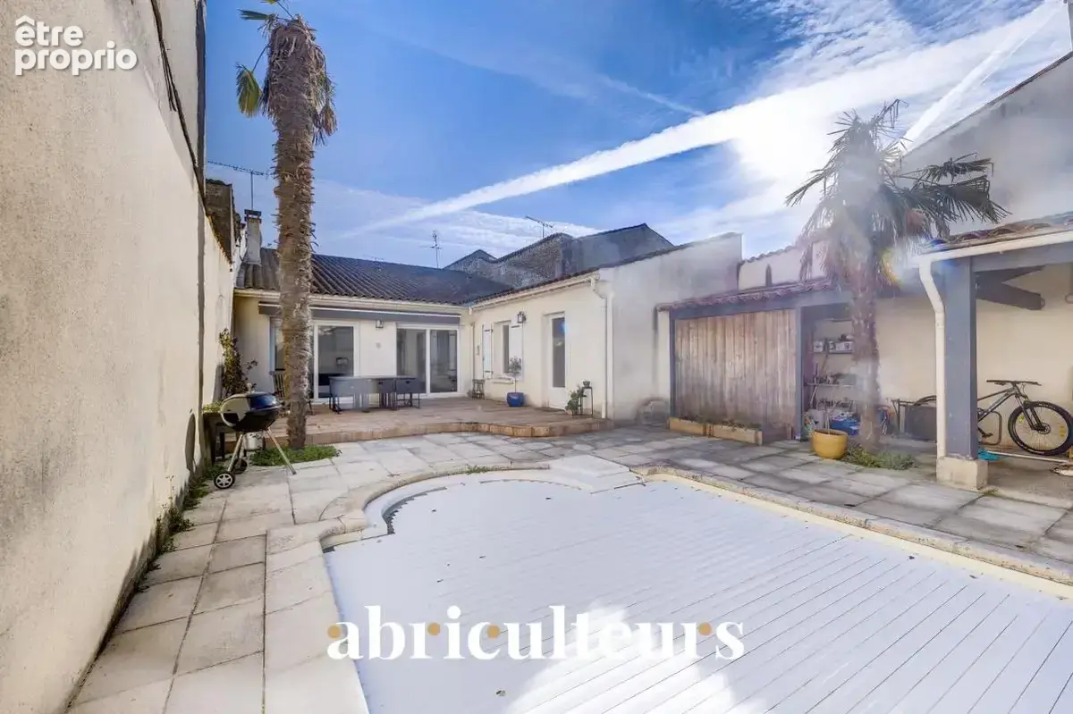 Maison 5 pièces 155 m² avec piscine en vente à Cognac 16100 - photo 3