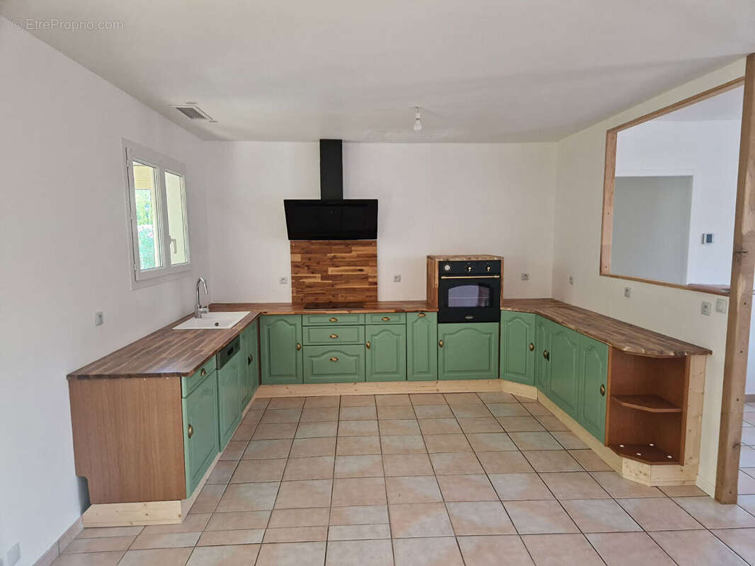 Maison à LUC-SUR-ORBIEU